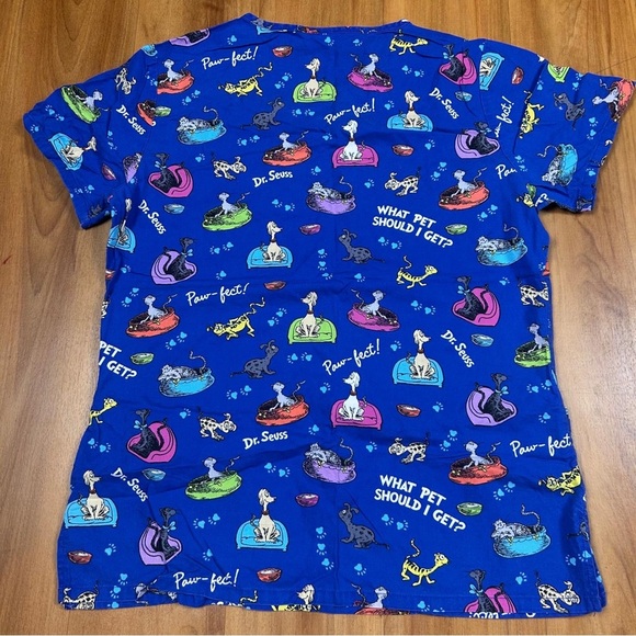 Dr. Seuss Nurse Uniform Short Sleeve Tee - Blue and Pink V-Neck Size S - Picture 4 of 9